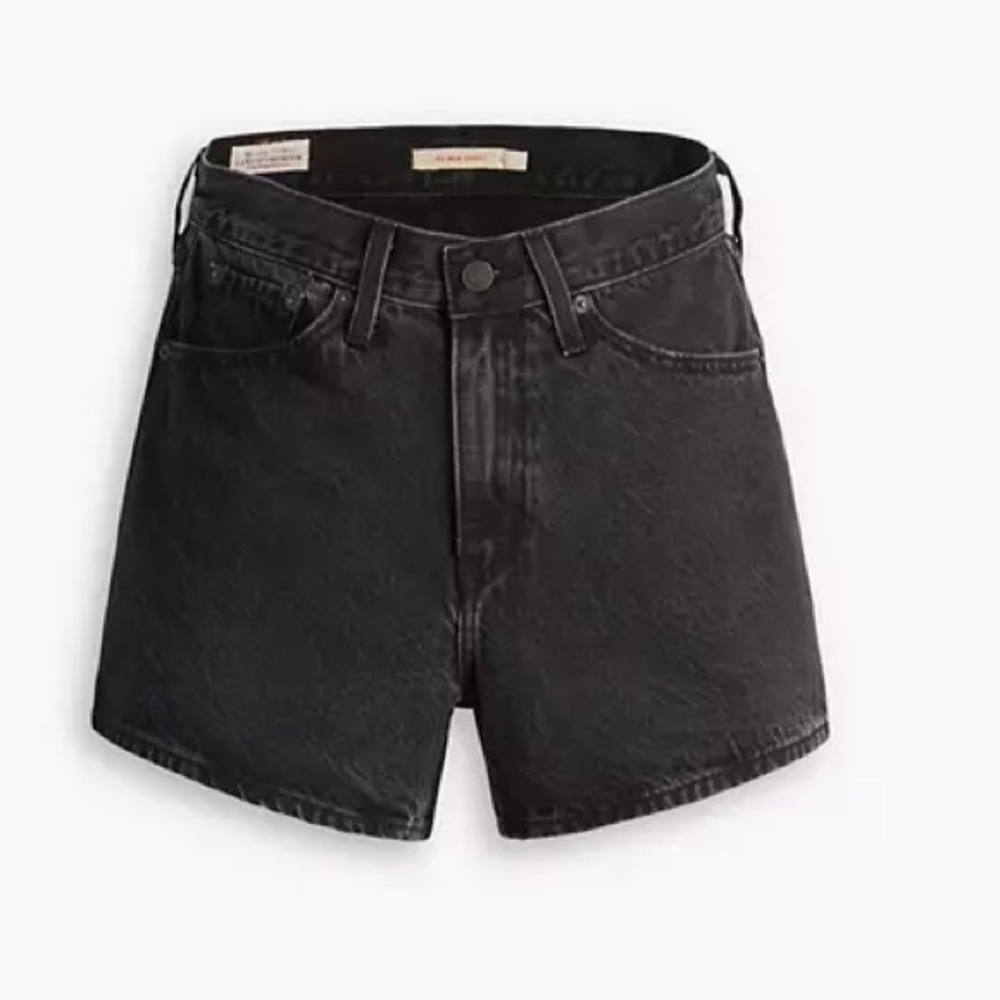 Levi’s 80s Mom Short